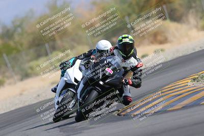 media/Nov-05-2022-SoCal Trackdays (Sat) [[f8d9b725ab]]/Turn 2 (1120am)/